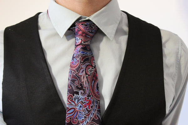 cravatte paisley👔🌊👁️