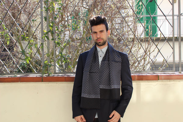 Sciarpa elegante da uomo👔🎳🎥📐(Elegant scarf for men)