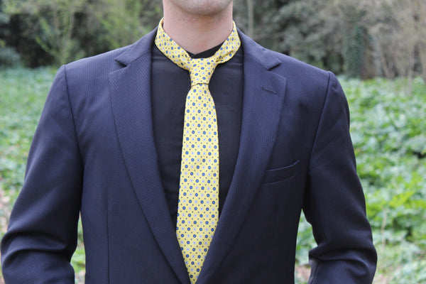 Cravatte a quadretti🔲 e fiori🌺💐 (checkered and flowers ties)