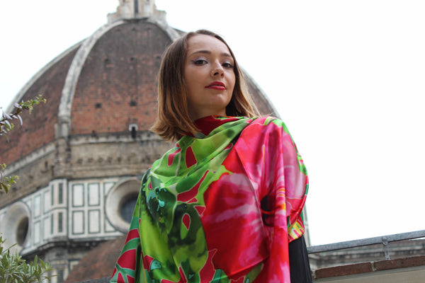 Scialle (shawl) Laura Biagiotti con fiori tropicali 🌺🌺🌺 (with tropical flowers)