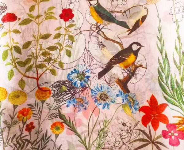 sciarpa con uccellini🐦🐦🌺🌺 , fiori e ninfee (scarf with birds, flowers and water lilies)