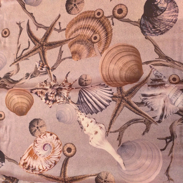 Sciarpa con conchiglie di mare🐚🐚⭐⭐ , ricci di mare e stelle marine (scarf with sea shells, sea urchins and starfish)