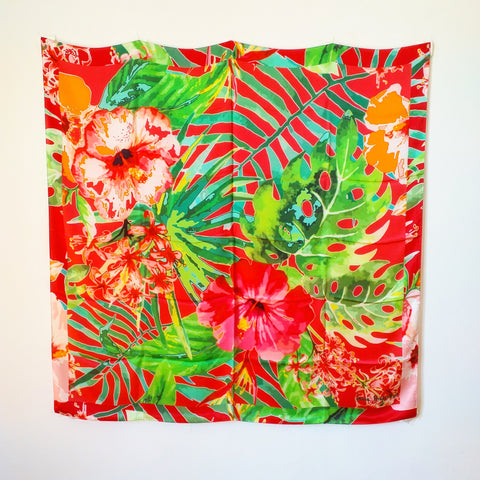 Scialle (shawl) Laura Biagiotti con fiori tropicali 🌺🌺🌺 (with tropical flowers)