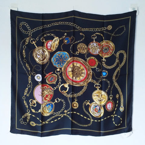 foulard con 🕰️⌚😃🎗️, orologi , catene , orologi da taschino e medaglioni(watches, chains, pocket watches and medallions)