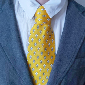 Cravatta 2 colori con il giglio di Firenze ⚜️simbolo dei medici ⚜️parte seconda( tie 2colors with the lily of Florence, symbol of the Medici family)