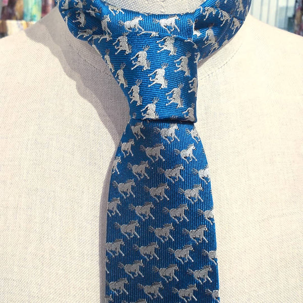 Cravatta con cavalli ( tie with horses ) 🐎🐴🐎